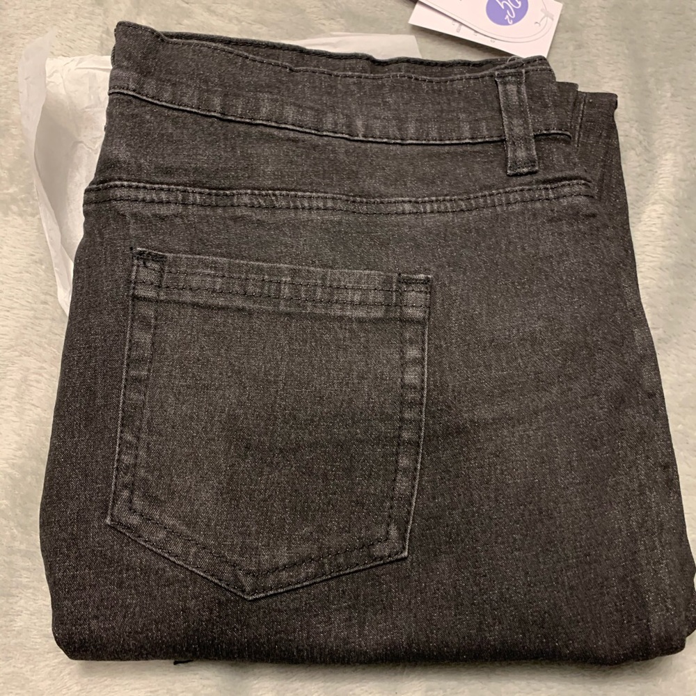 DG2 5 Pocket BLACK Ankle Jean w/ Side Leg Zippers